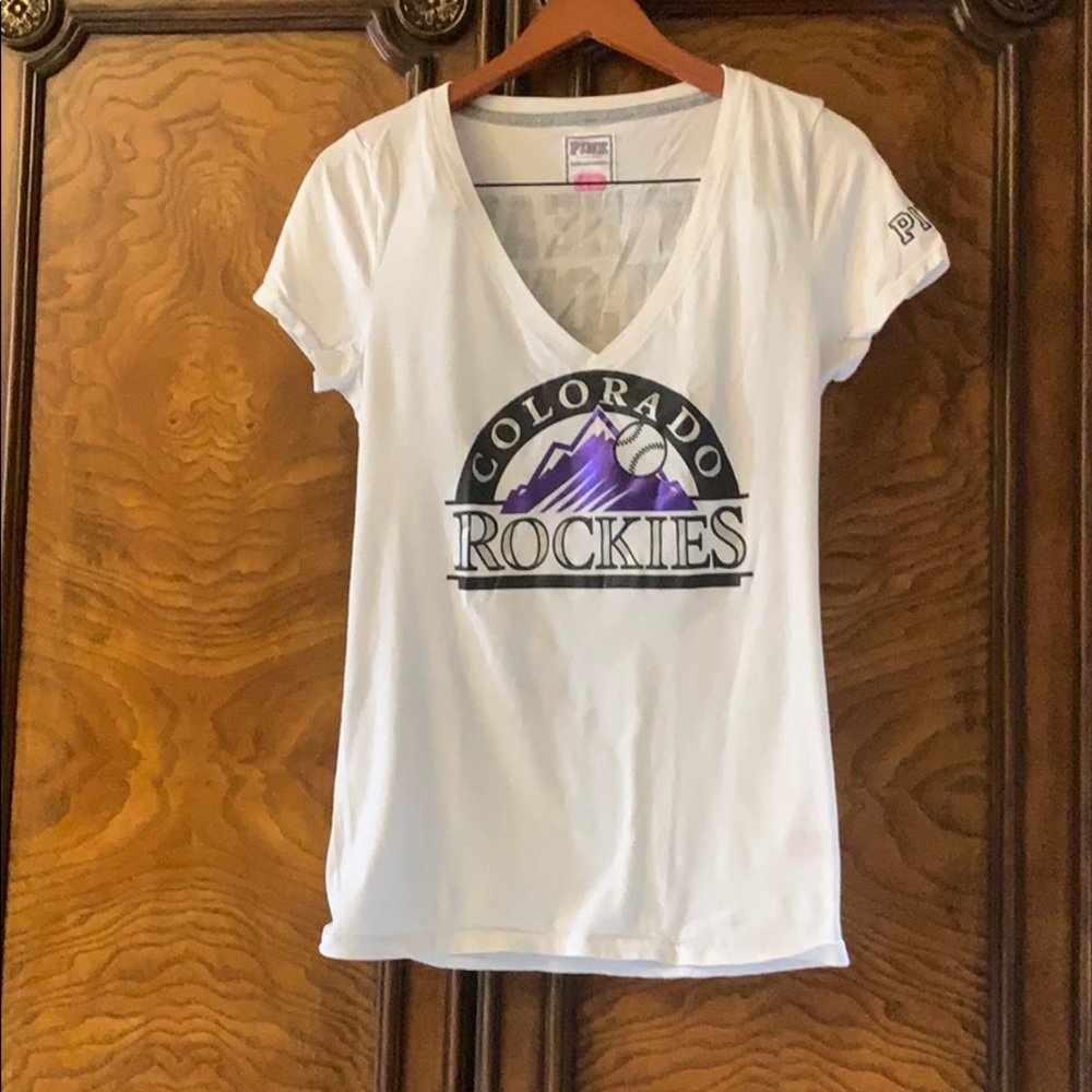 Pink - Colorado Rockies t-shirt. Good condition.